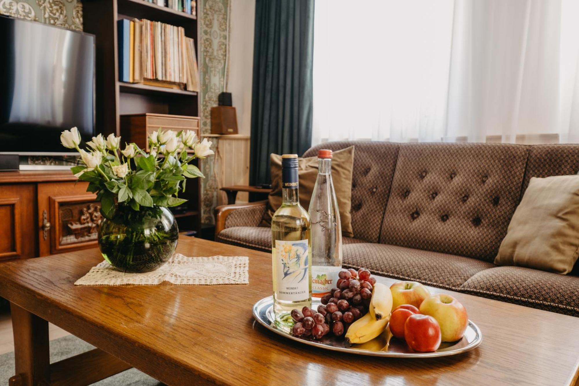 Altes Haeusle Am Waschbach-Weinberg Appartement Edenkoben Buitenkant foto